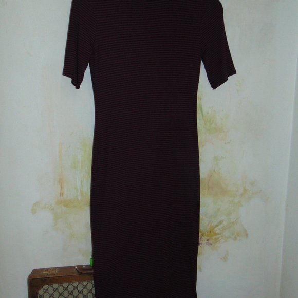Forever 21 Burgundy Black Striped Knit Sweater Medium Fitted Dress Short Sleeve - Picture 3 of 12